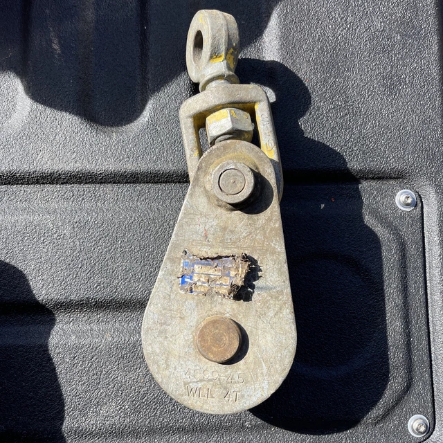 Campbell Cooper 4 Ton Swivel Eye Block Pulley 4099-45