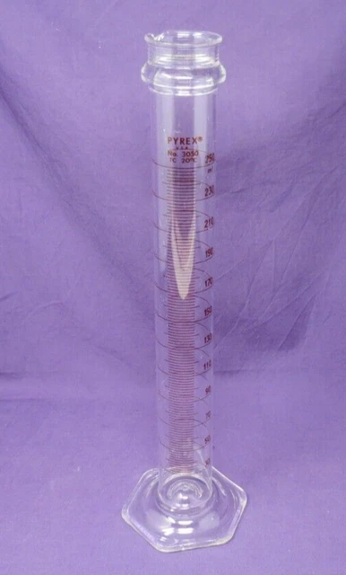 PYREX 250ml Graduated Cylinder P/N 3050