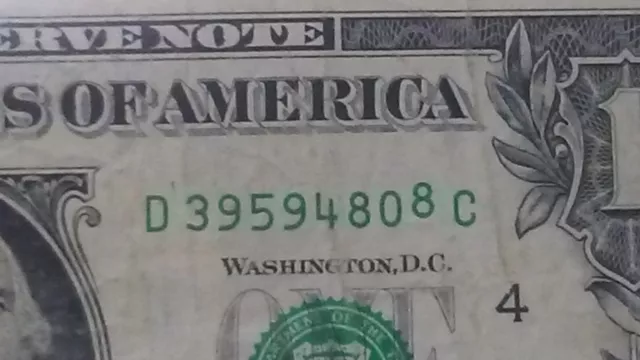 Error Note One Dollar Bill Series 2017A Gas Pump Turn 8 Raised Stuck Digit