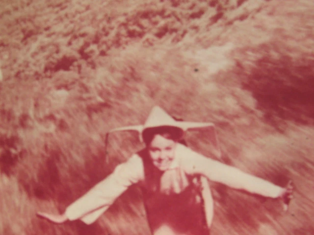 THE FLYING NUN -"If You Want to Fly, Keep Your Coronet Dry" 16MM TV SALLY FIELD THE FLYING NUN -"If You Want to Fly, Keep Your Coronet Dry" 16MM TV SALLY FIELD