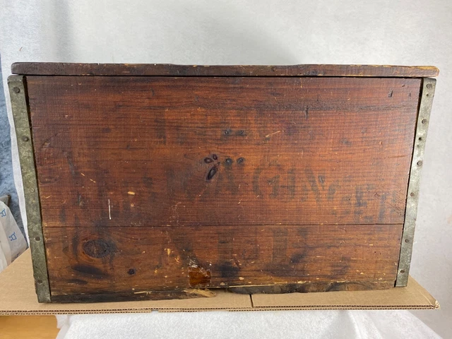 Vintage Box with hinged lid Wood aged Patina Wooden Crate 20x12x14