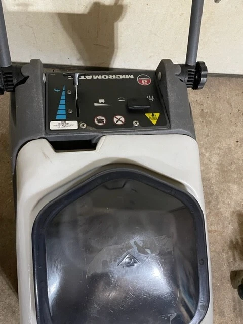 Advance Cleaning Equipment Lot