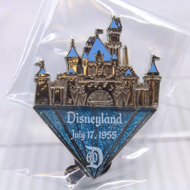 C2 Disneyland DLR LE Pin 60th Disney Castle Diamond Celebration Completer