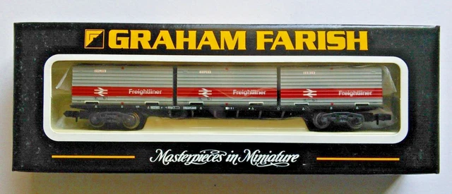 N Gauge 63ft Bogie Wagon with 3 x  20ft containers  Excellent Boxed