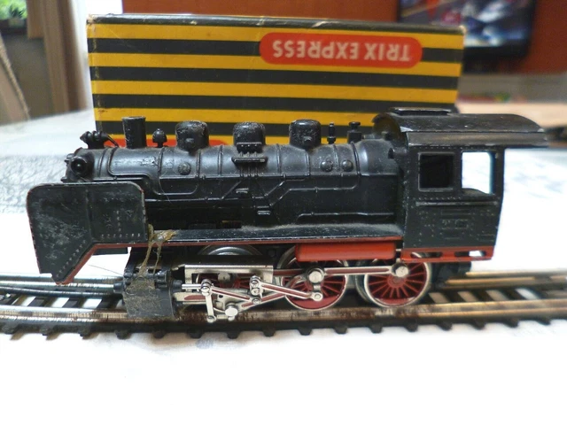 Tender Métal TRIX HO Pour Locomotive Vapeur - Pièce Détachée (manque Un Essieu)