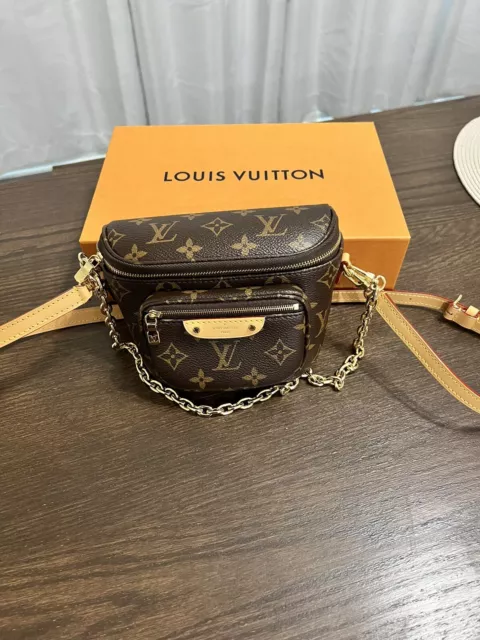 Túi xách nữ Louis Vuitton Mini Soft Trunk hộp vuông màu đen cực nổi bật -  TXLV073