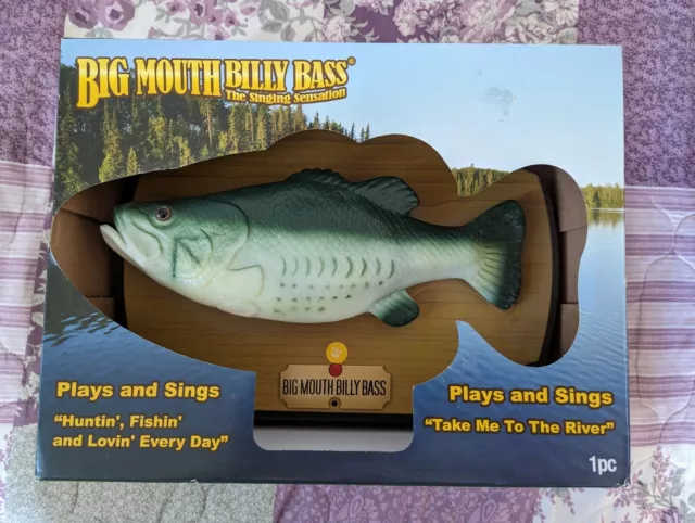 Big Mouth Billy Bass Singing Fish Take Me to River & Luke Bryan Hunting Fishing