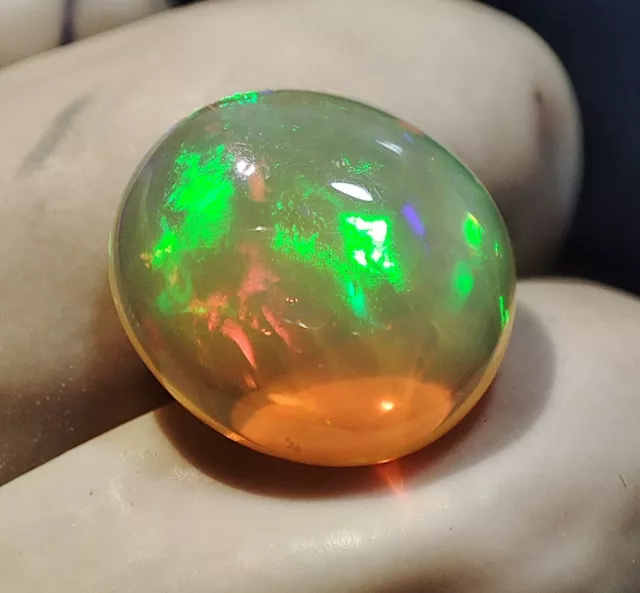 3.20 Carat Naturel Arc-en-Ciel Éthiopien Welo Feu Opale Cabochon Certifié Gemme