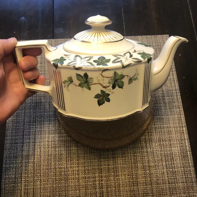 Vintage Sadler Of England Teapot ...3357 Trimmed In Gold Stunning!