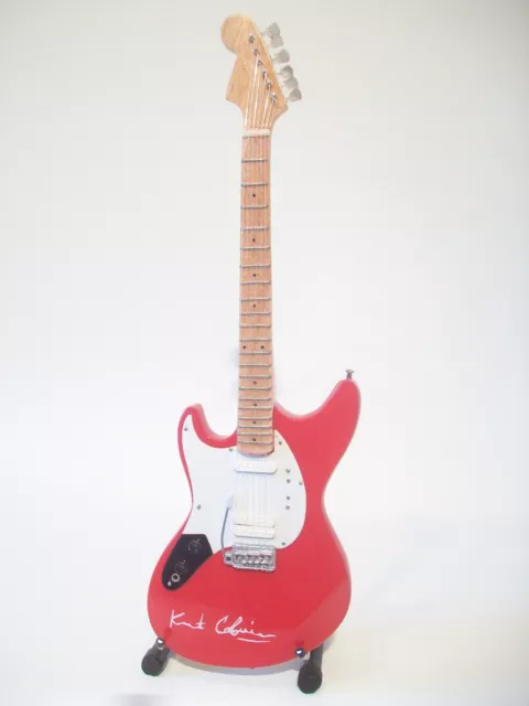 Guitare miniature Fender Mustang Kurt Cobain Nirvana