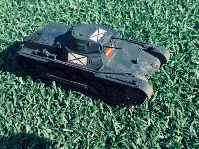 Char Tank Panzer Kpfw I ausf B 1941 WWII Maquette 1/35