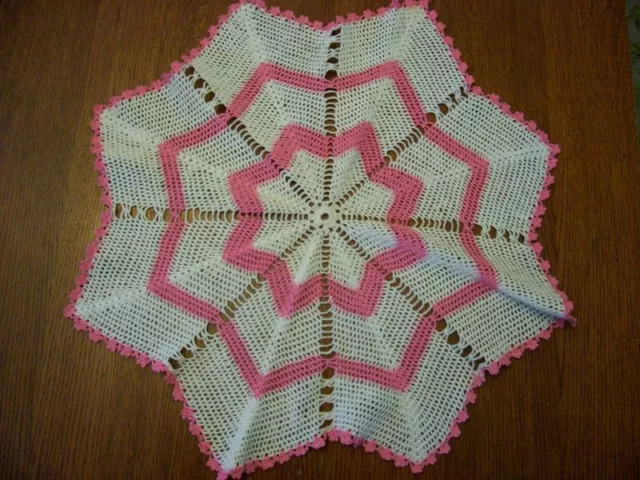 Vtg Pink & White Hand Crocheted Lg Centerpiece Doily