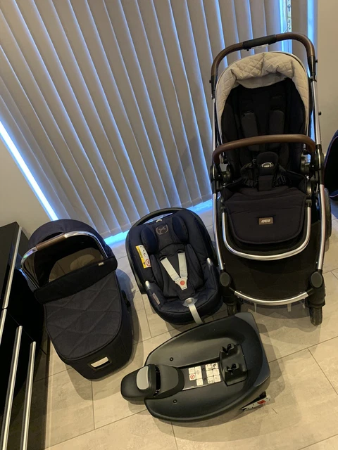 Mamas and Papas Ocarro Pram / Pushchair Dark Navy Travel System Bundle