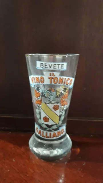 Bicchierino pubblicitario Tonico Galliano, colorato, rarissimo, perfetto.
