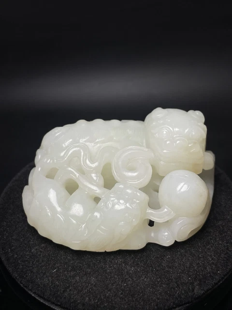 Chinese Exquisite Handmade Lion carving Hetian Jade Statue