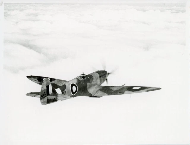Spitfire Mk XIV at A&AEE Boscombe Down #860