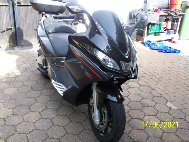 aprilia SRV 850 einer der wenigen und der schnellste roller