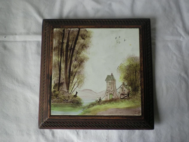 Dessous-de-plat Ancien En Faïence Et Bois - Modèle Vintage Vert