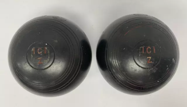 WD Hensel Lawn Bowls Medium Size 5 1/8 X2 Used In Fair Condition F12 P20