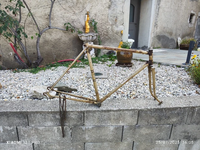 Comment repeindre son cadre de vélo à la bombe de peinture sur Le Vélo Comment repeindre son cadre de vélo à la bombe de peinture sur Le Vélo
