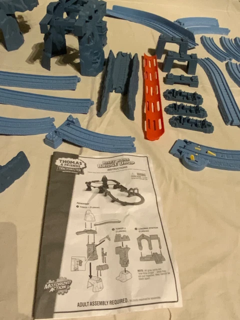 Thomas Risky Rails Book THOMAS & FRIENDS Trackmaster Motorized Railway Risky Rails Bridge Drop ...