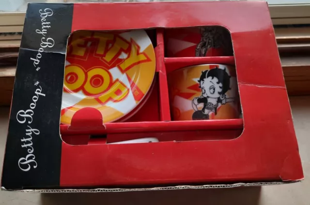 Set Di Tazze Betty Boop Love Più Cucchiaini In Ceramica