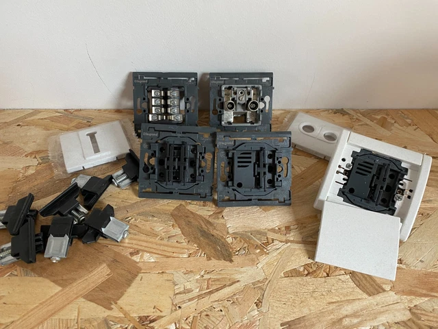 Doigt D'interrupteur Ou Détecteur Legrand SAGANE 87723 - Neuf, Idéal Pour Installation électrique