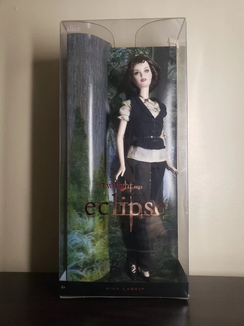The Twilight Saga Eclipse Alice Cullen Barbie Pink Label Collector Doll NIB 2010