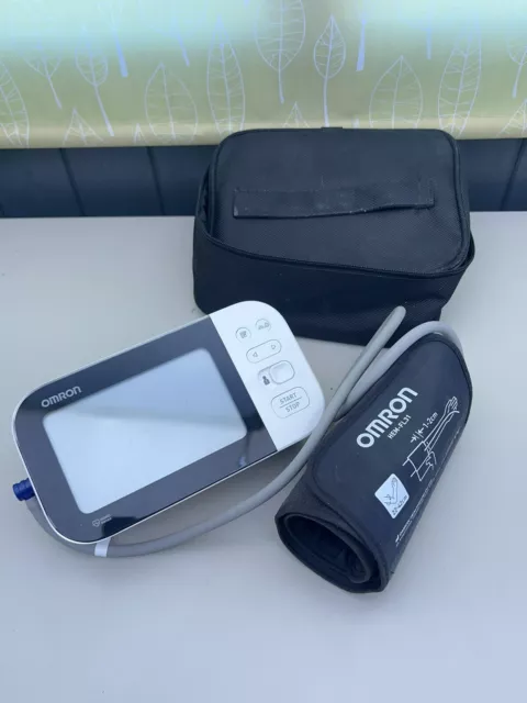 Omron M7 Intelii IT Digital Blood Pressure Monitor