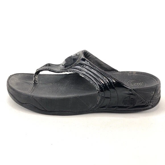 FitFlop Lulu Toe-Post Thong Sandals Womens Size 7 EUR 38 Black Leather Summer