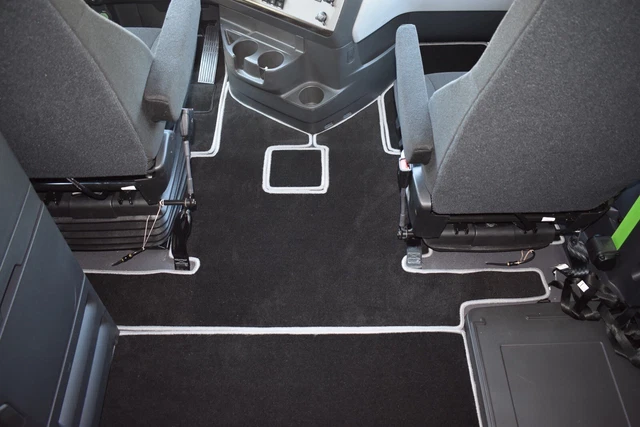 FL Cascadia Carpet Floor Mats 2017-present