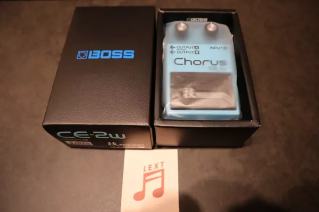 BOSS CE-2W WAZA CRAFT Chorus Compact Effect Pedal / Guitar Audio New From Japan