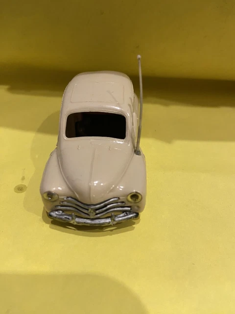 Miniature Norev - Renault 6 Berline 1968 - Échelle 1/43, Couleur Beige, Collection