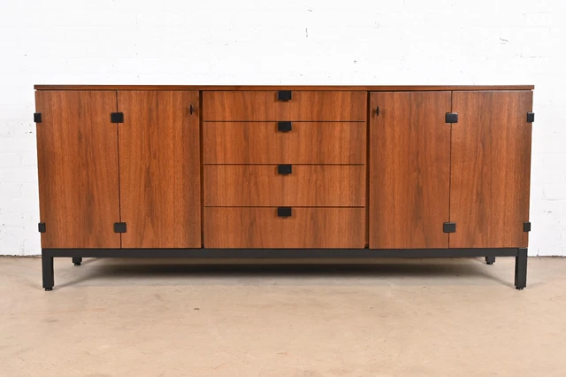 Milo Baughman for Directional Walnut and Ebonized Sideboard Credenza, Refinished Milo Baughman for Directional Walnut and Ebonized Sideboard Credenza, Refinished
