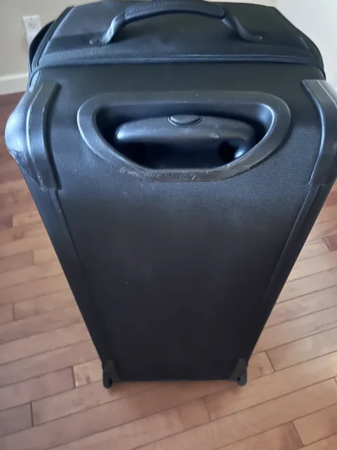 Tumi ALPHA 30" Large Split Wheeled Duffel Bag Gen 4.3 Black Luggage 2
