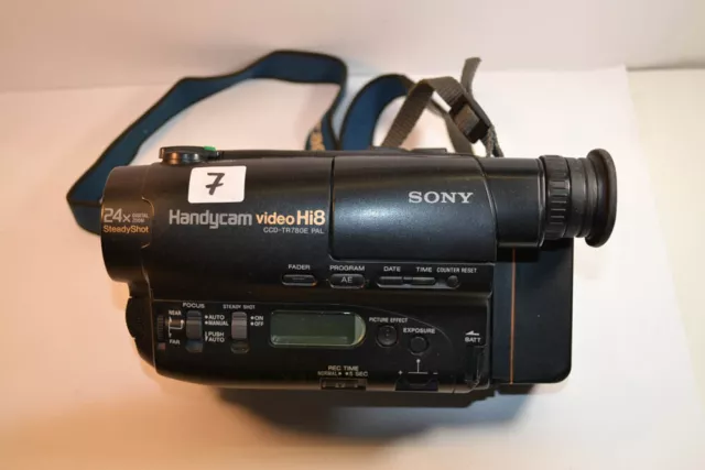 Sony Handycam Video Hi8  Camcorder  Kamera CCDTR780 E Pal