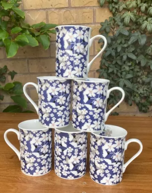 Set of 6 Blue and White Daisy Print Fine Bone China Mugs Set Tea Cups