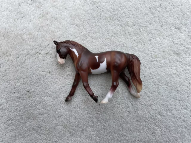 Breyer Horse Stablemate #5885 Mystery Foal Surprise Pinto Trotting Warmblood G4