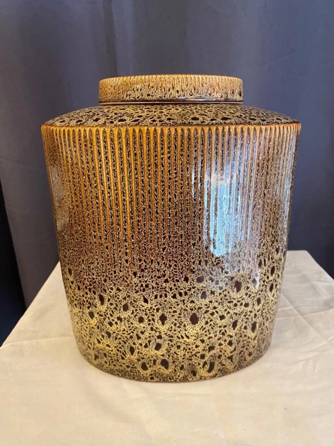Covered Vase In Varnished Ceramic 1970S Brown Glaze Oval Shape