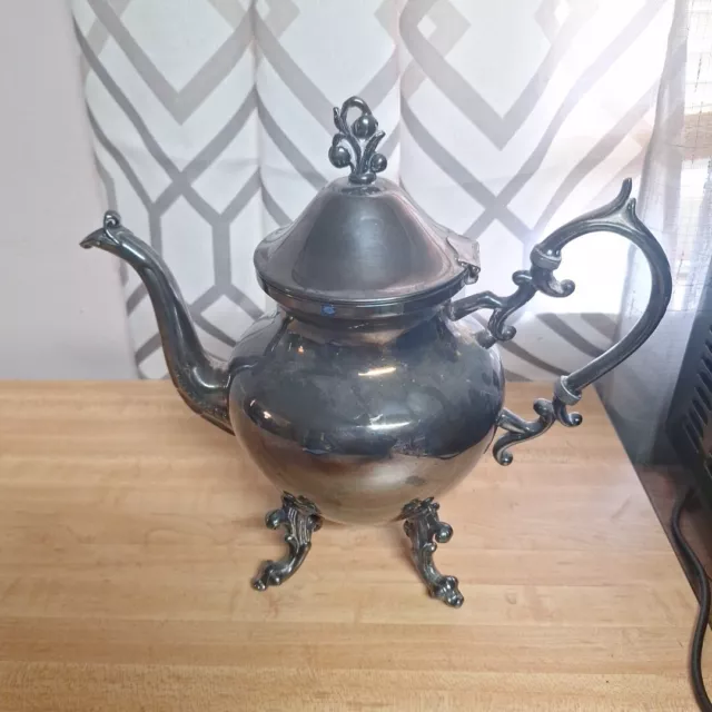 Vintage Silver Mfg. Corp. English Silver On Copper Tea / Coffee Pot Made In USA