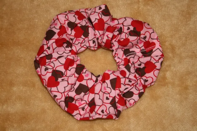 Scrunch-Ups HAIR SCRUNCHIES - Beautiful Red & Brown Hearts On Pink Scrunchie