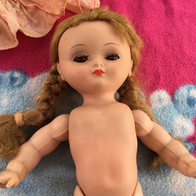 POUPEE ANCIENNE MUGUETTE DE BELLA ROUSSE CIRCA 1955