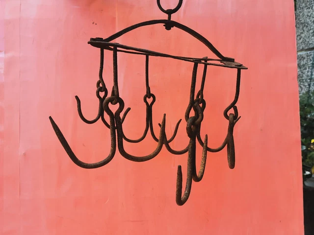 ANTIQUE VERY RARE OLD HAND FORGED WROUGHT IRON HOOK HANGER 19th DRAW WELL 2