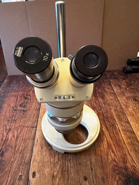 Wild Heerbrugg M5 Stereo Zoom Microscope w/Eyepiece & Stand Switzerland VINTAGE