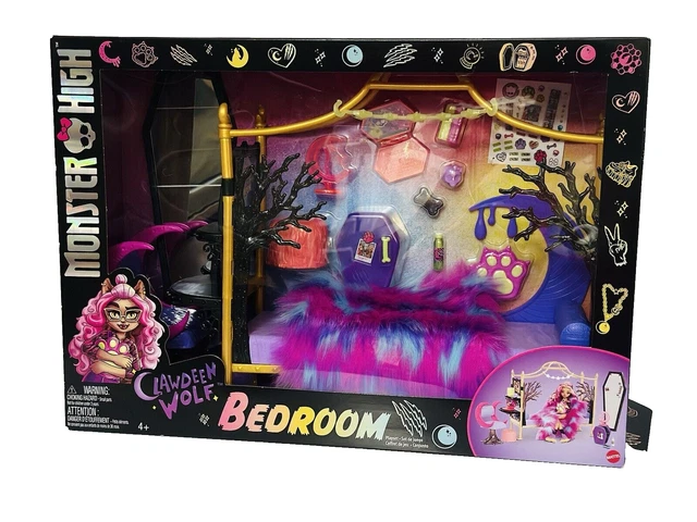 MONSTER HIGH CLAWDEEN Wolf Bedroom Playset w Bed and Accessories Brand ...