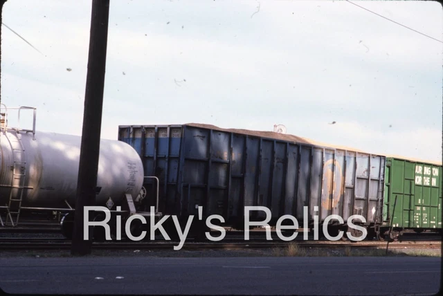 Original Slide GN 174205 Open Hopper Woodchips Great Northern 1986 Action BN
