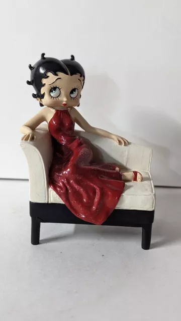 Betty Boop Sitting On Couch Figurine By Westland Giftware #6941