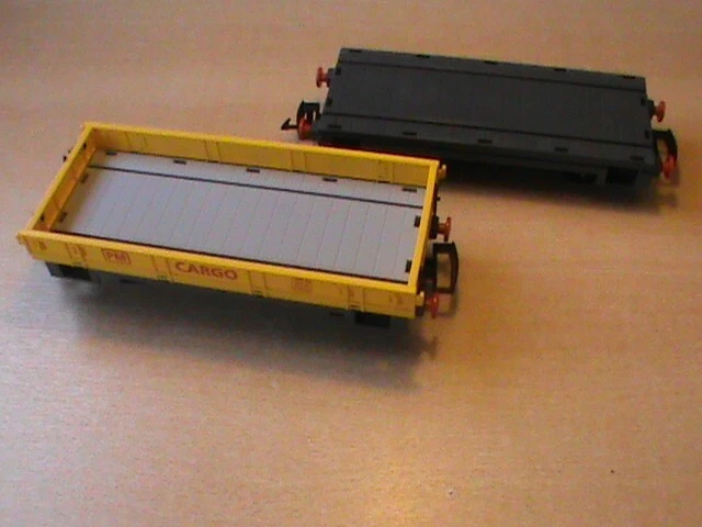 Lot de 2 wagons marchandise pour train Playmobil en l'etat 2