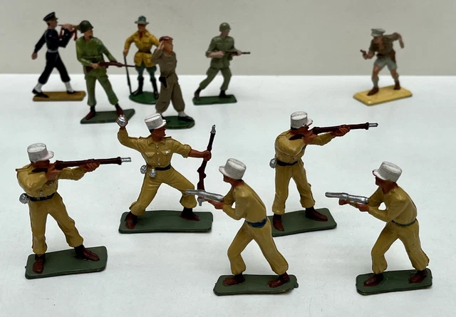 LOT DE 18 Soldats Starlux Régiment de chasseurs (Fanfare au défilé et