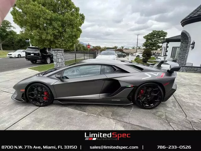 2020 Lamborghini Aventador SVJ Coupe 2D 2020 Lamborghini Aventador SVJ Coupe 2D